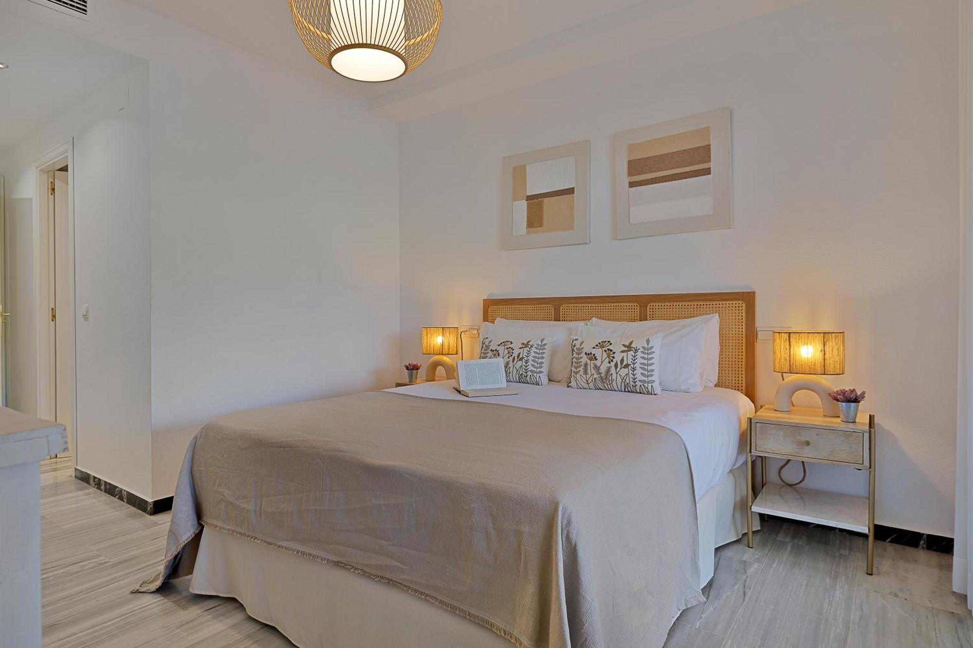 2 Bedroom Apartment In Medina Garden - Puerto Banus Marbella Exterior photo