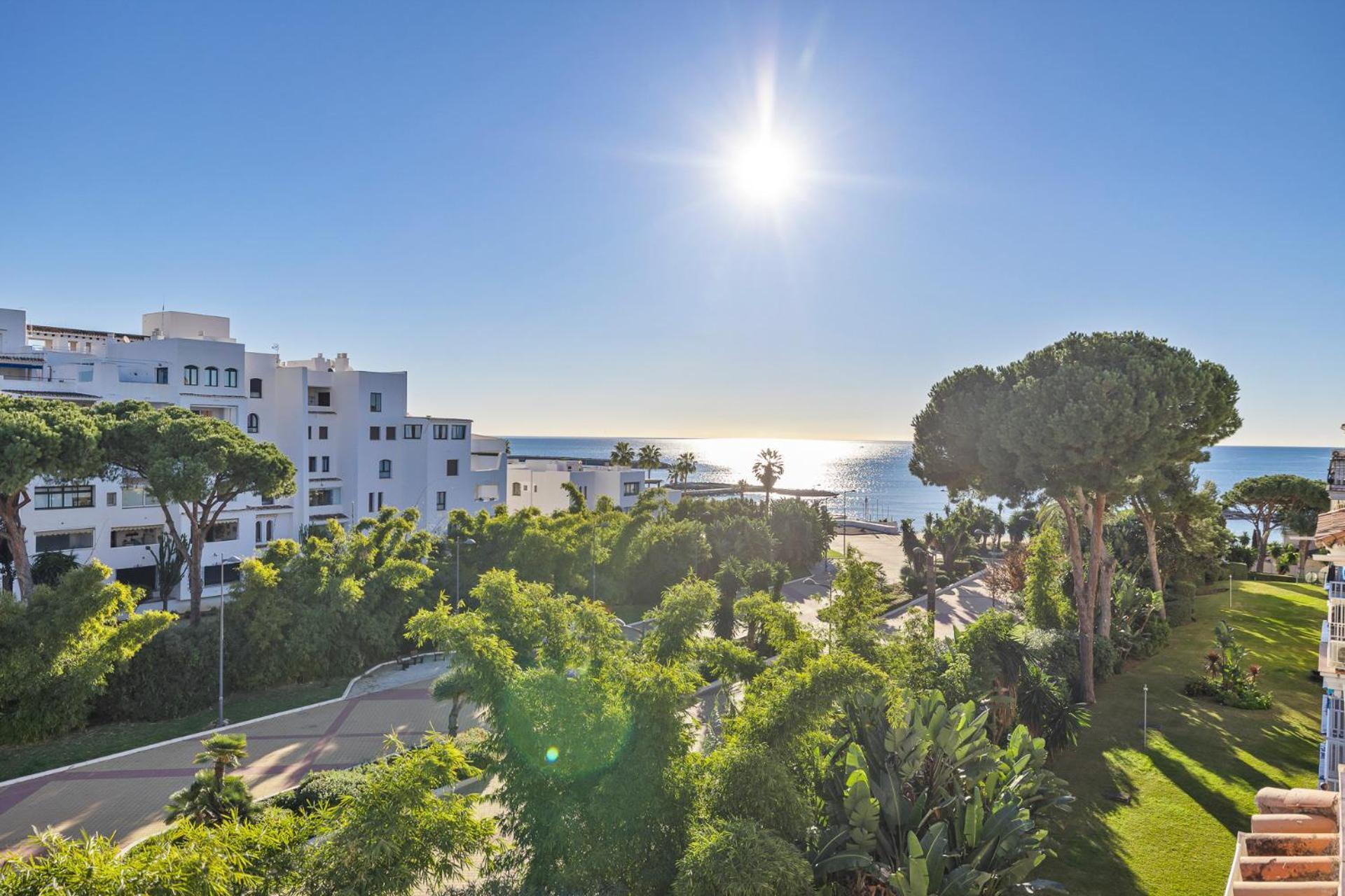 2 Bedroom Apartment In Medina Garden - Puerto Banus Marbella Exterior photo