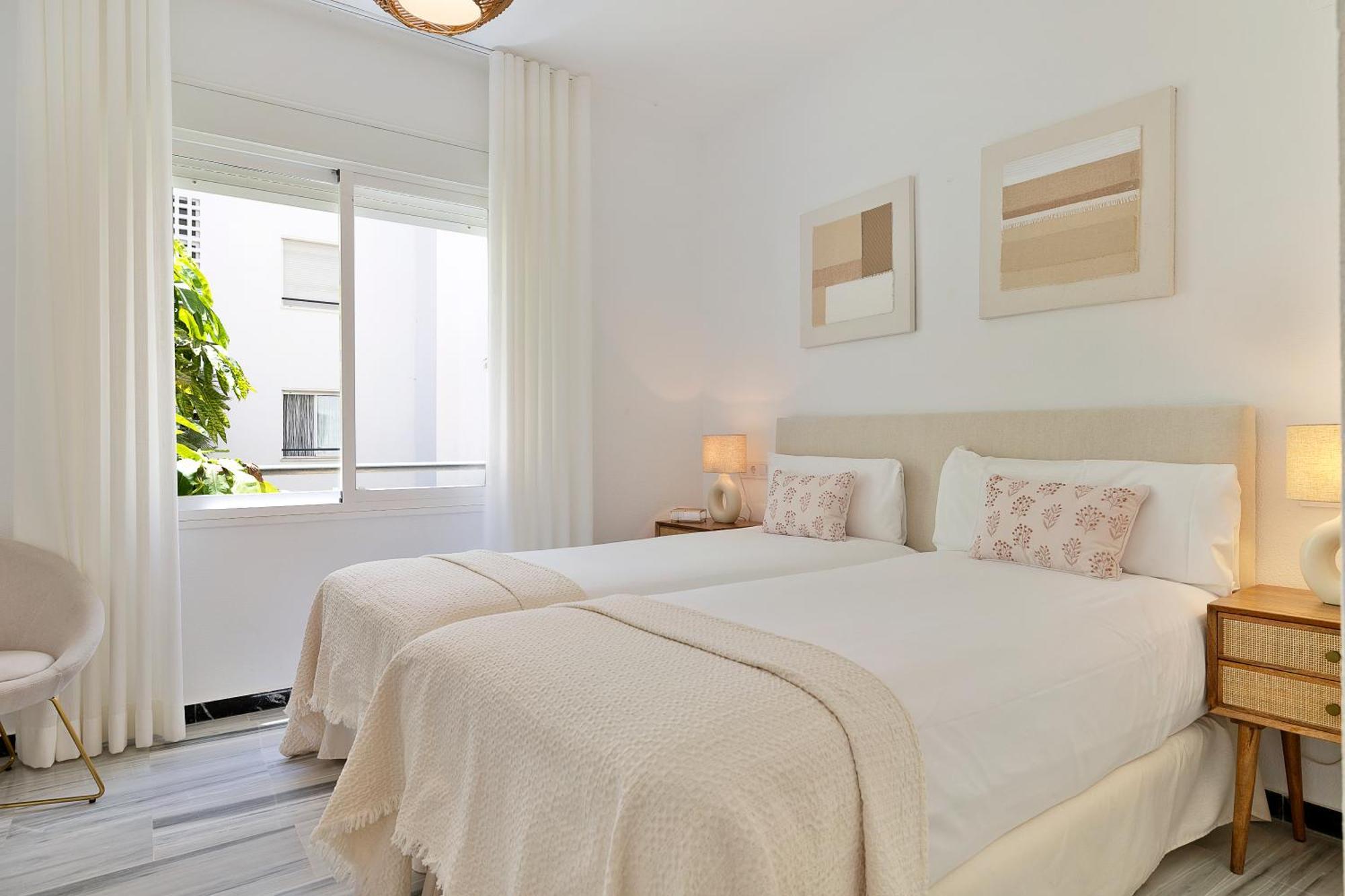 2 Bedroom Apartment In Medina Garden - Puerto Banus Marbella Exterior photo