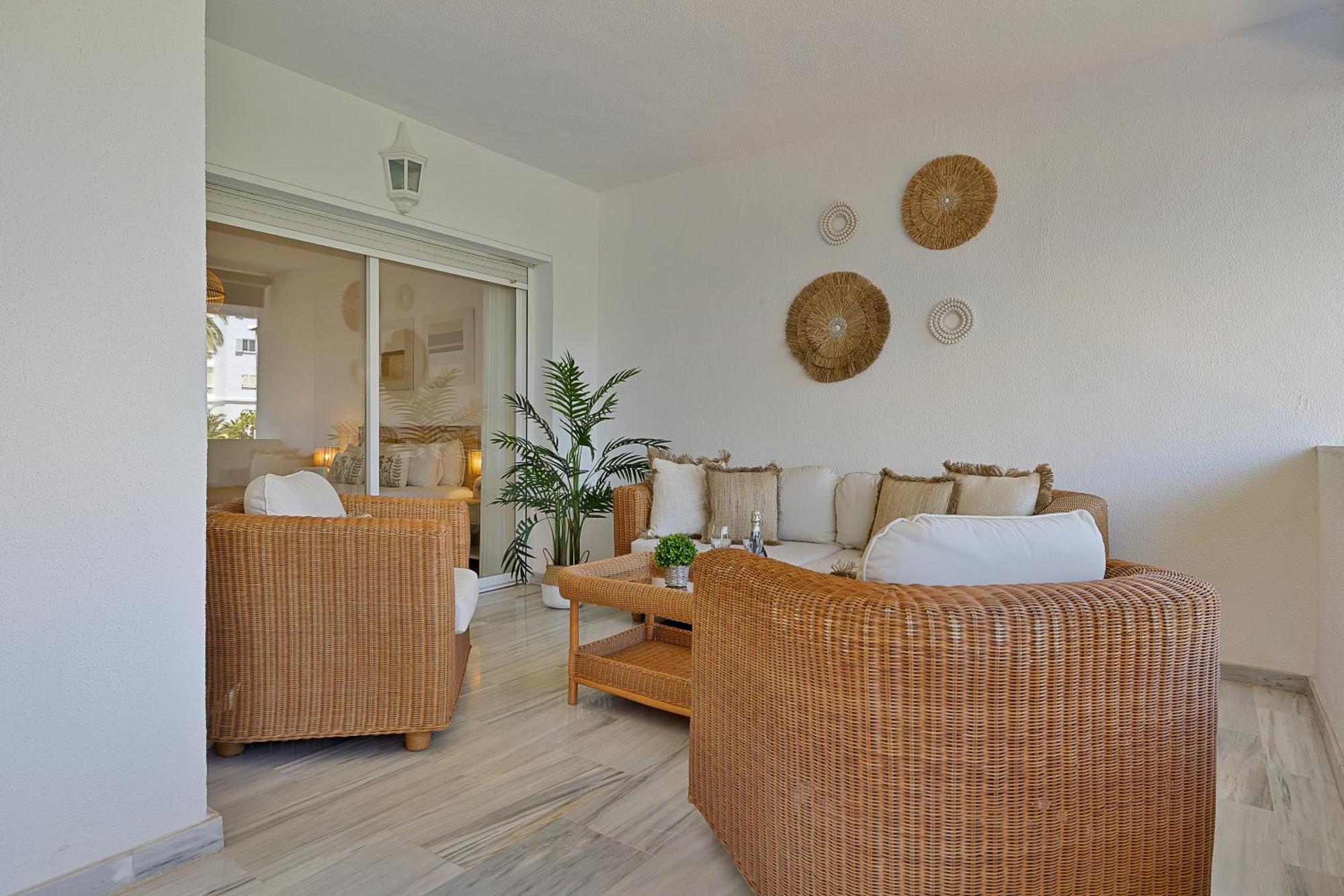 2 Bedroom Apartment In Medina Garden - Puerto Banus Marbella Exterior photo