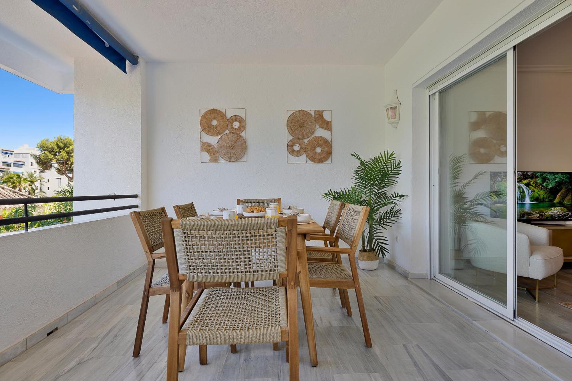 2 Bedroom Apartment In Medina Garden - Puerto Banus Marbella Exterior photo